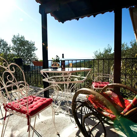 Marigo Ferienhaus Kolios